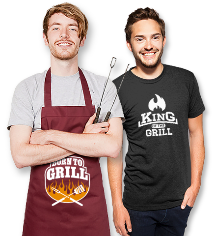 Männer tragen Schürze und T-Shirt mit Grill-Sprüchen